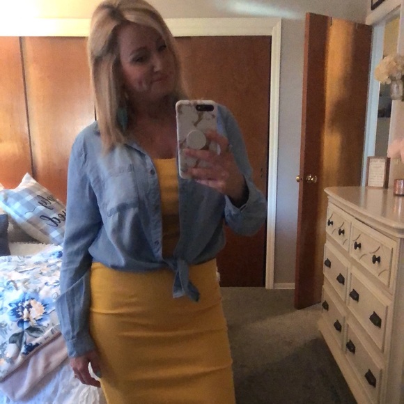 Meet your Posher, Jennifer - Picture 3 of 8